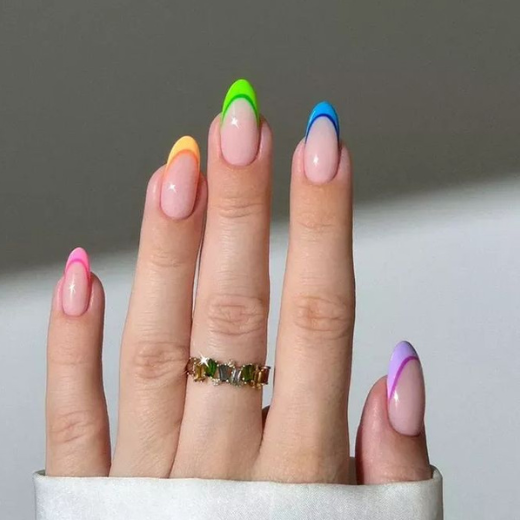 French Nail Art Designs – Trendy and Easy Looks to Try